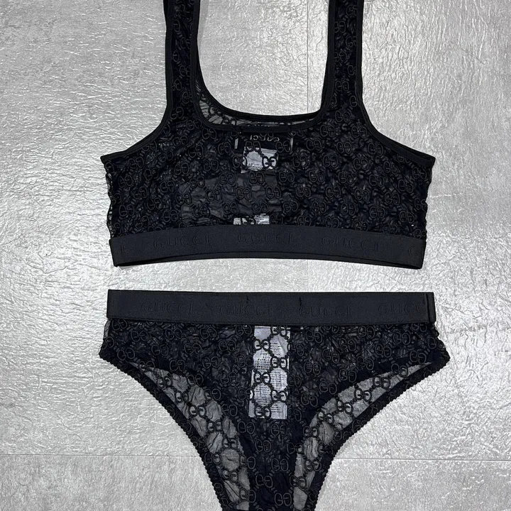 スーパーコピー グッチ 水着