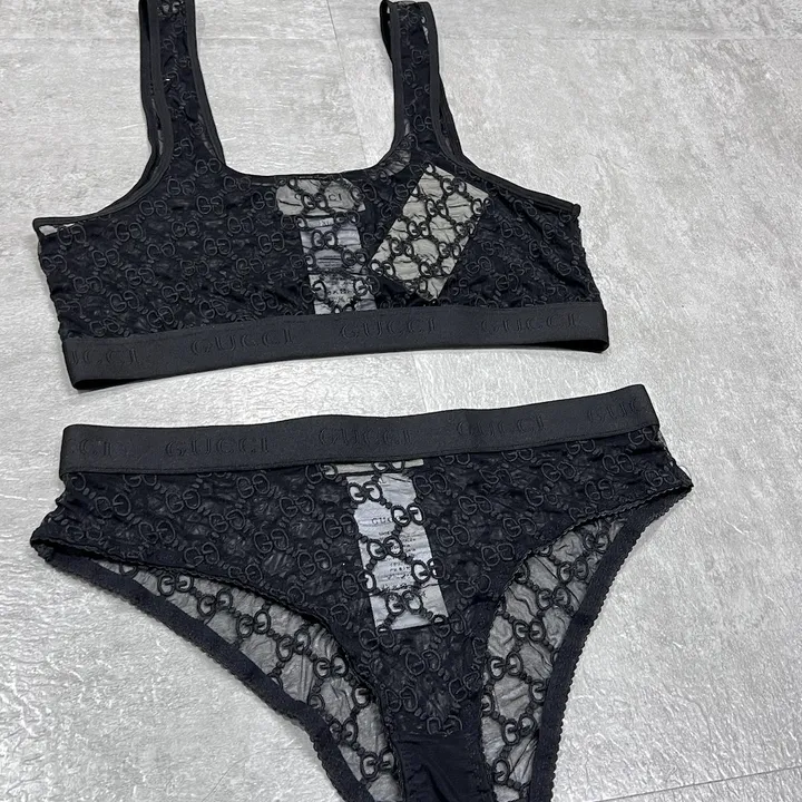 スーパーコピー グッチ 水着