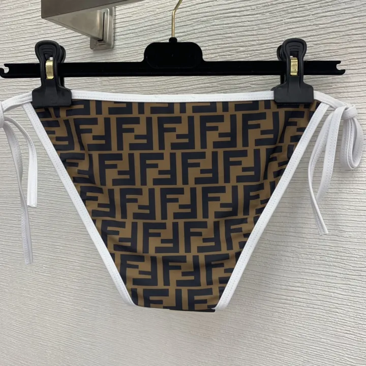 スーパーコピー フェンディ 水着