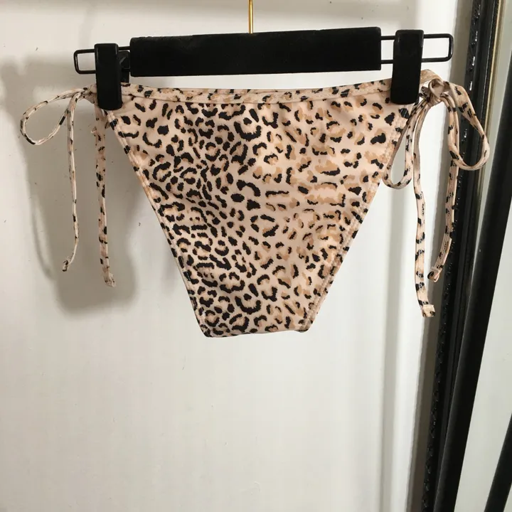 スーパーコピー セリーヌ 水着