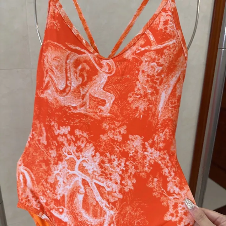 スーパーコピー ディオール 水着