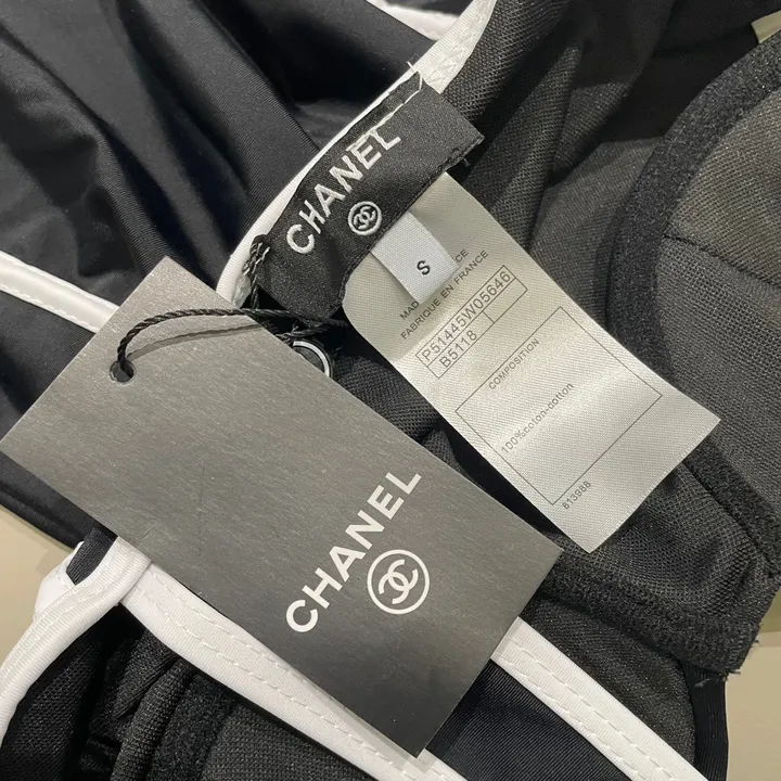 スーパーコピー シャネル 水着