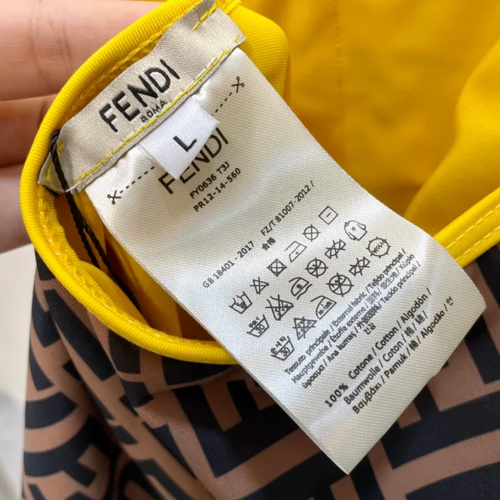 スーパーコピー フェンディ 水着