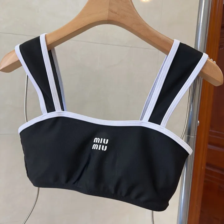 スーパーコピー ミュウミュウ 水着