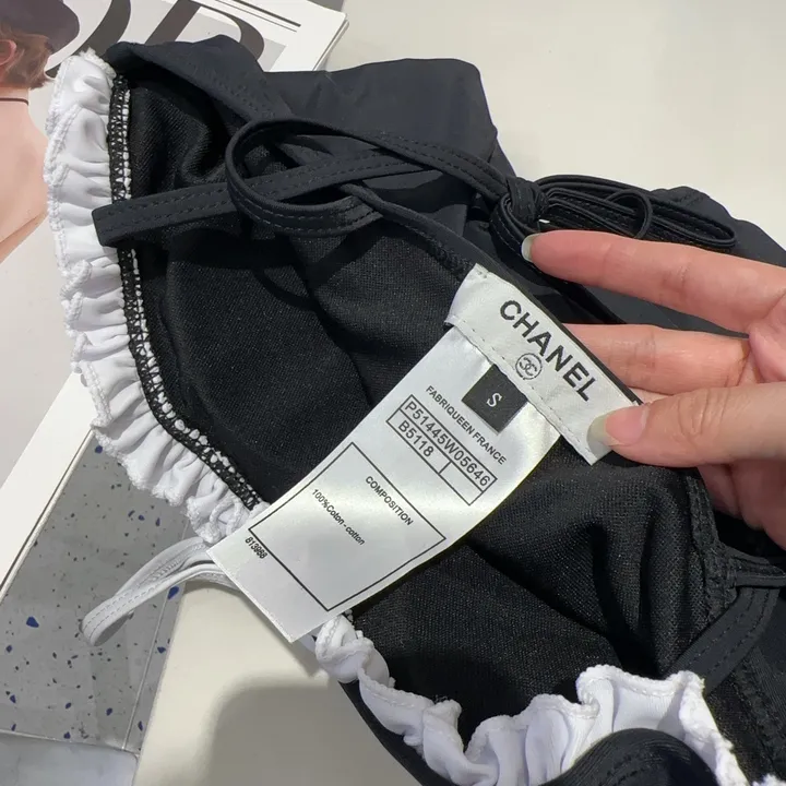 スーパーコピー シャネル 水着