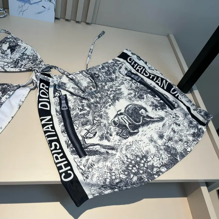 スーパーコピー ディオール 水着