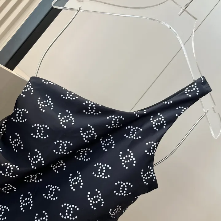 スーパーコピー シャネル 水着