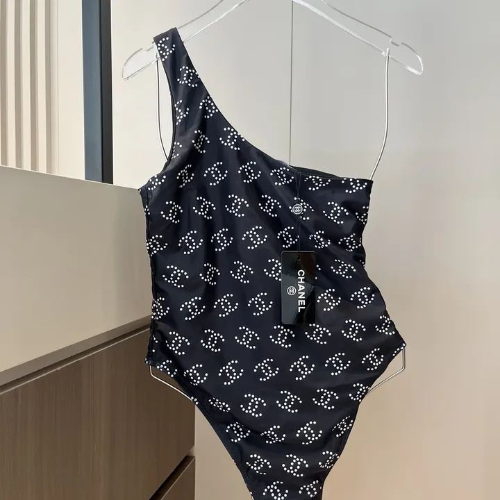 スーパーコピー シャネル 水着