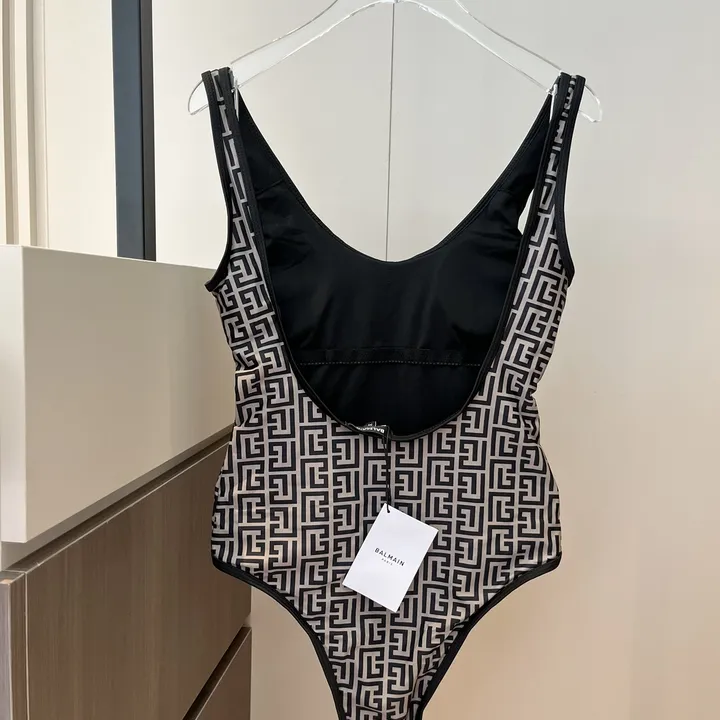 スーパーコピー ジバンシィ 水着