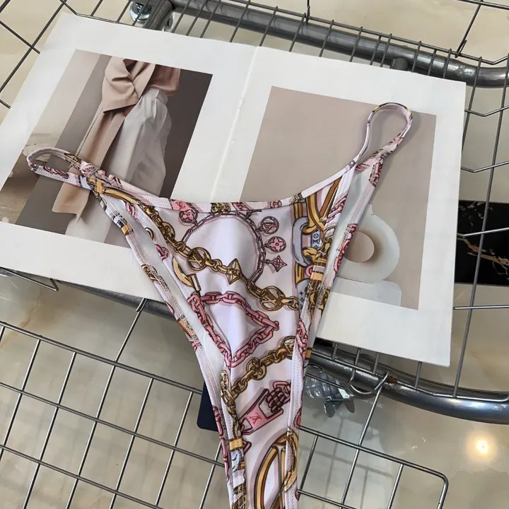 スーパーコピー ルイヴィトン 水着