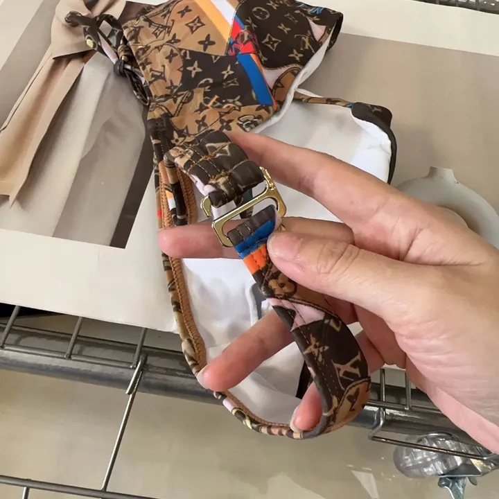 スーパーコピー ルイヴィトン 水着