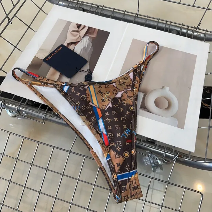 スーパーコピー ルイヴィトン 水着