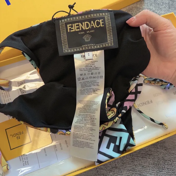 スーパーコピー フェンディ 水着