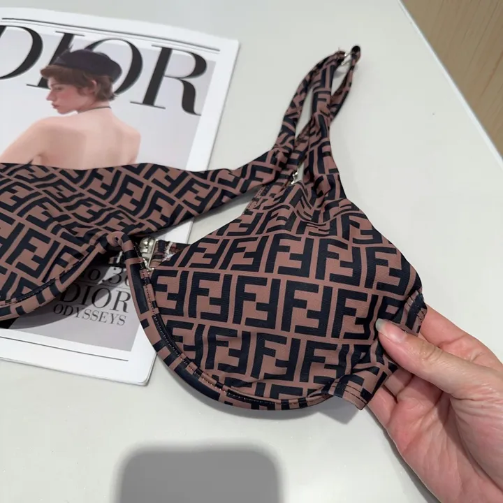 スーパーコピー フェンディ 水着