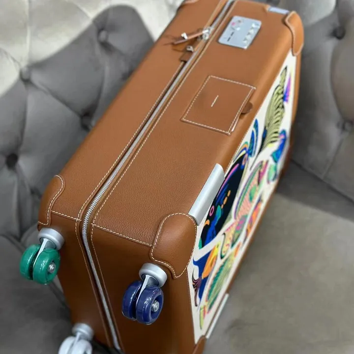 スーパーコピー シャネル スーツケース