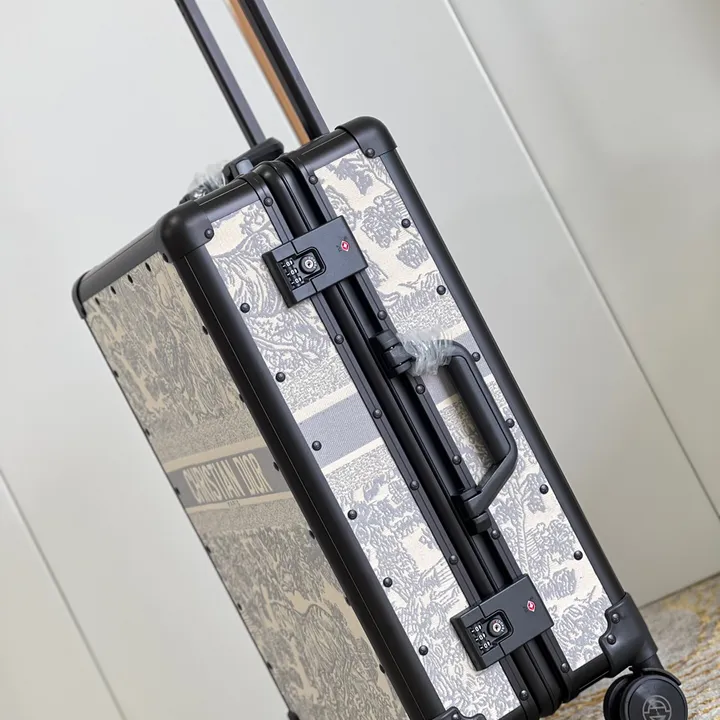 スーパーコピー ディオール スーツケース