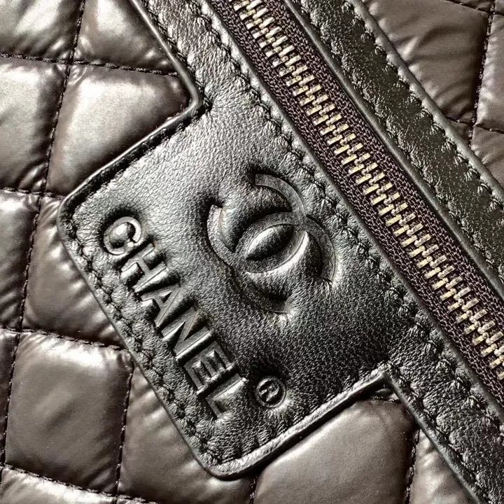 スーパーコピー シャネル スーツケース