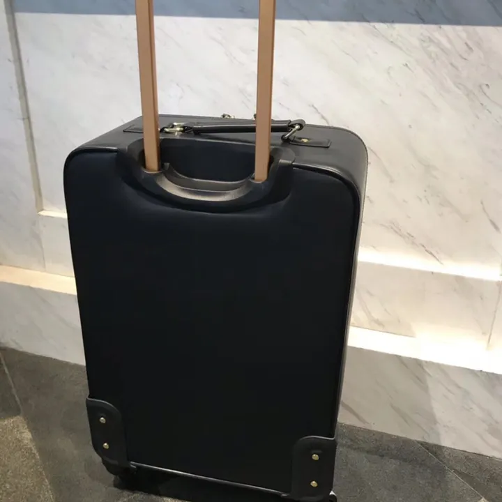 スーパーコピー シャネル スーツケース