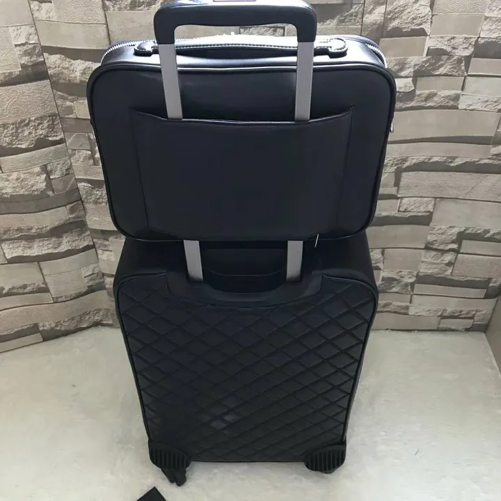 スーパーコピー シャネル スーツケース