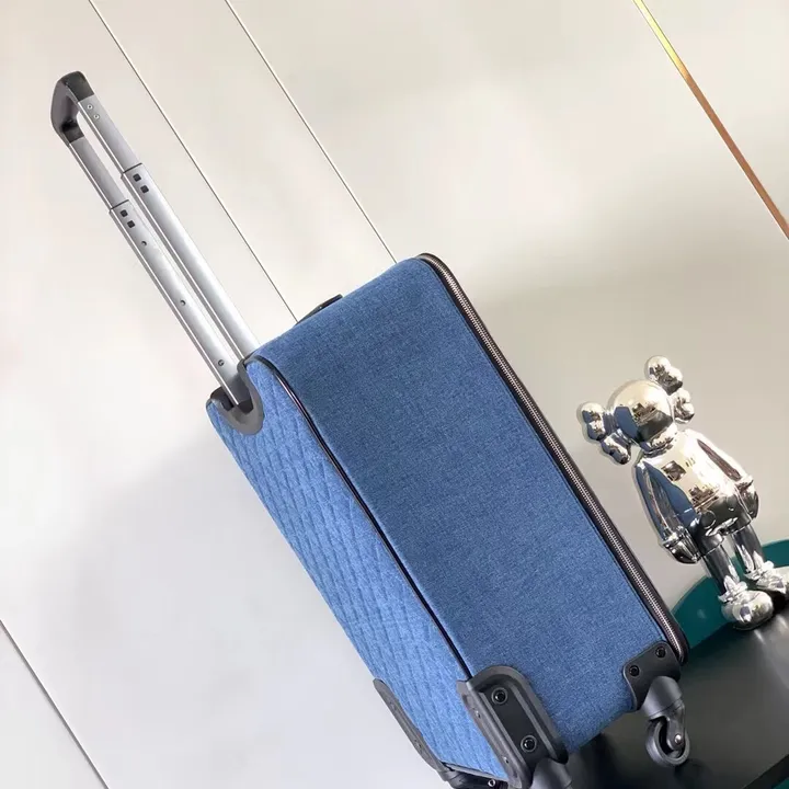 スーパーコピー シャネル スーツケース