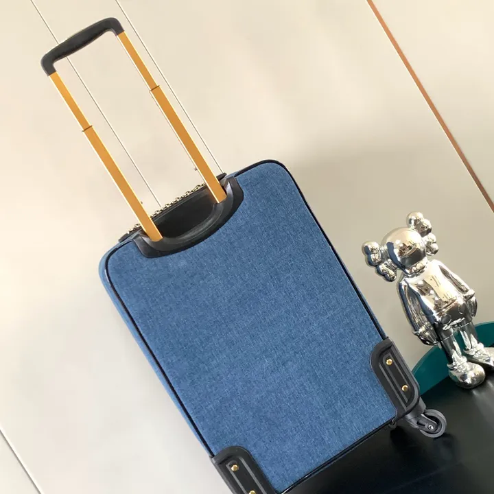 スーパーコピー シャネル スーツケース