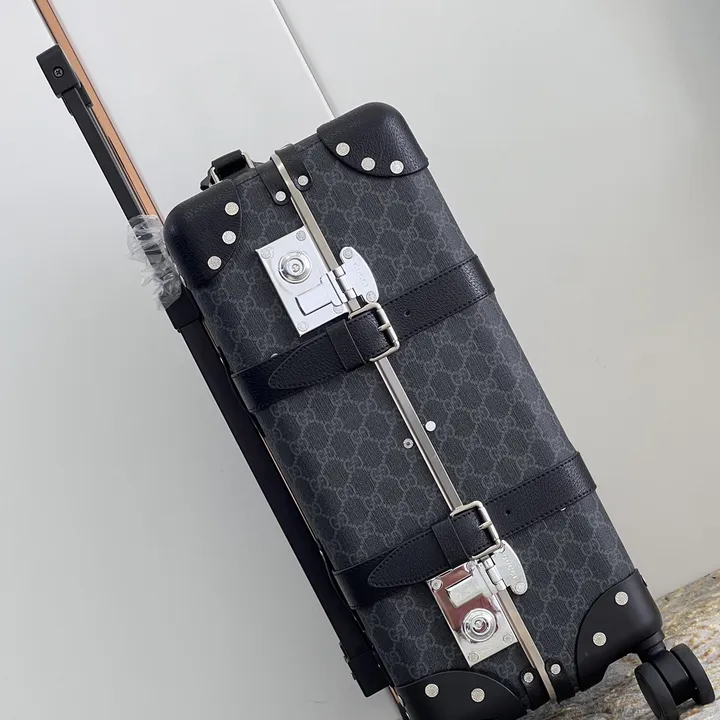 スーパーコピー グッチ スーツケース