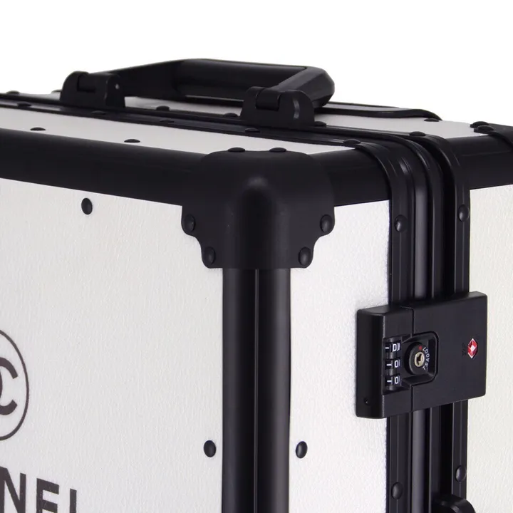 スーパーコピー シャネル スーツケース