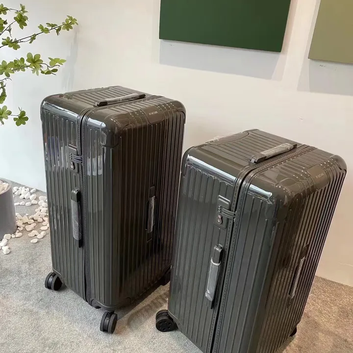 スーパーコピー リモワ スーツケース