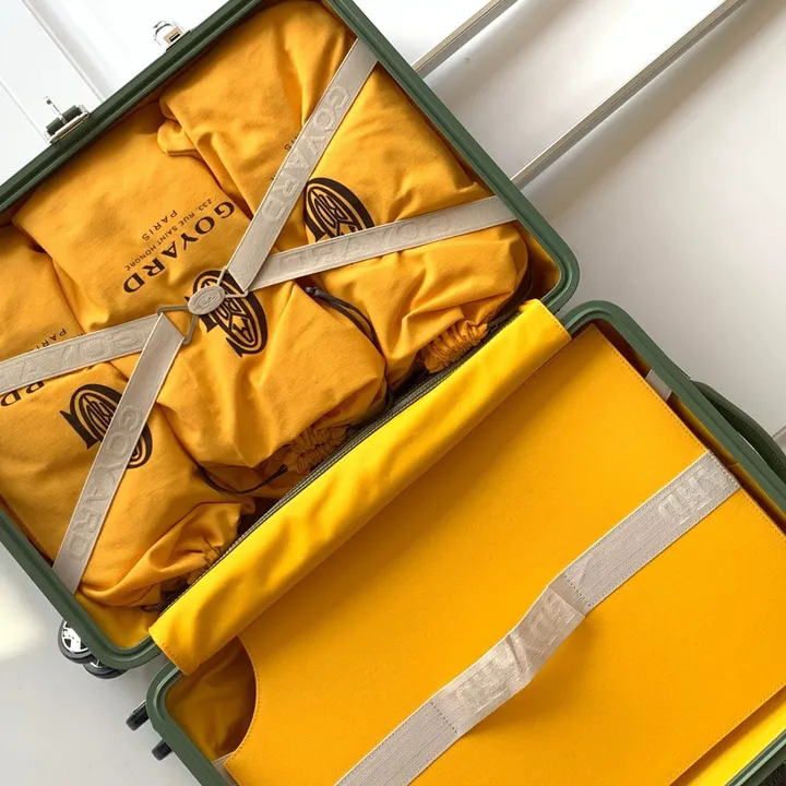 スーパーコピー フェンディ スーツケース