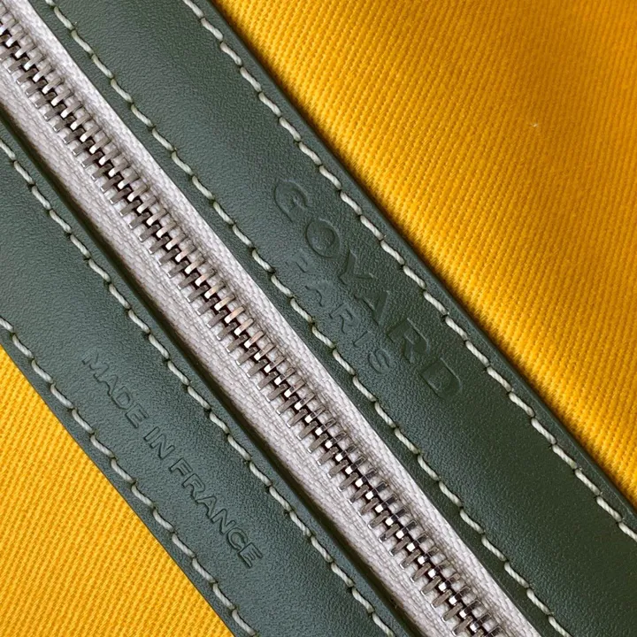 スーパーコピー フェンディ スーツケース