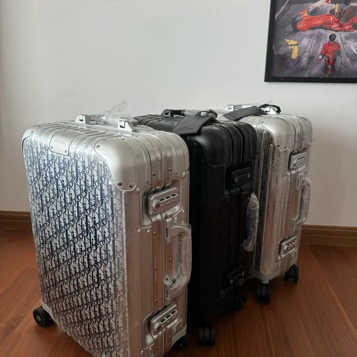 スーパーコピー ディオール スーツケース