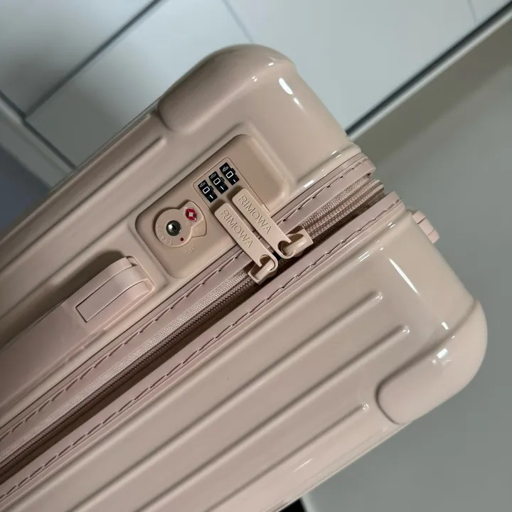 スーパーコピー リモワ スーツケース