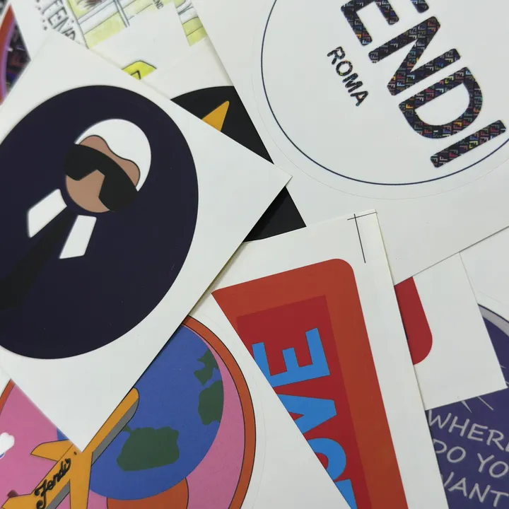 スーパーコピー フェンディ スーツケース