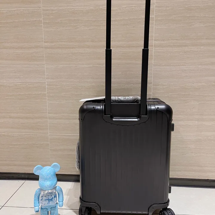 スーパーコピー リモワ スーツケース