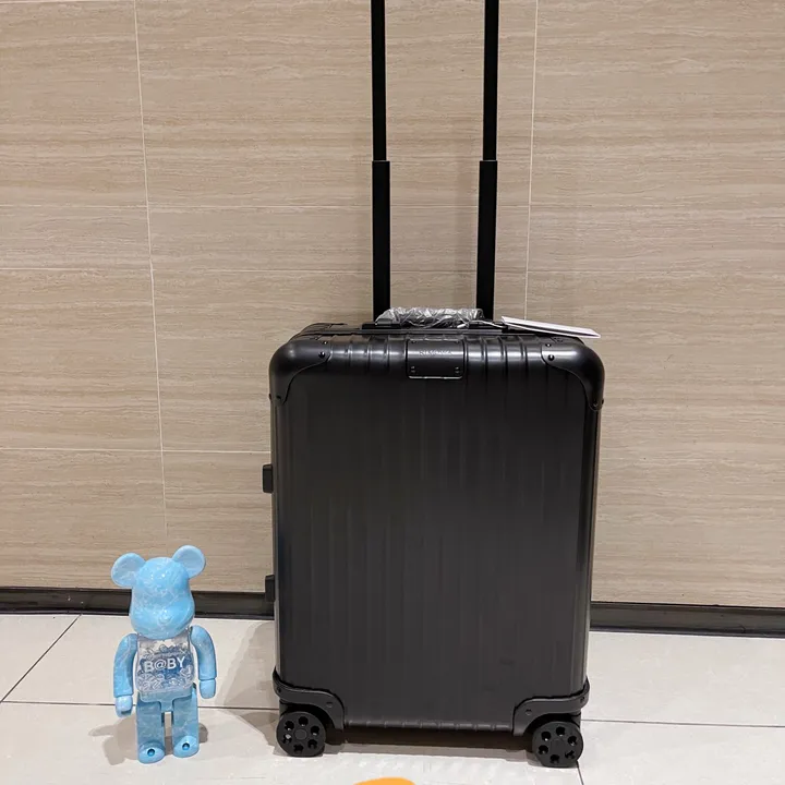 スーパーコピー リモワ スーツケース