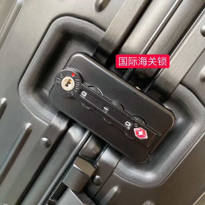 スーパーコピー リモワ スーツケース