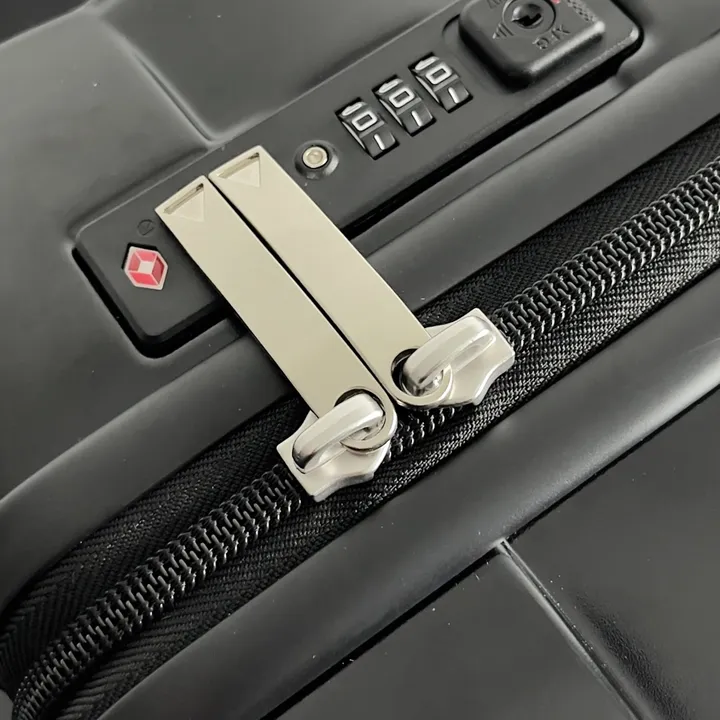 スーパーコピー ボッテガ ヴェネタ スーツケース