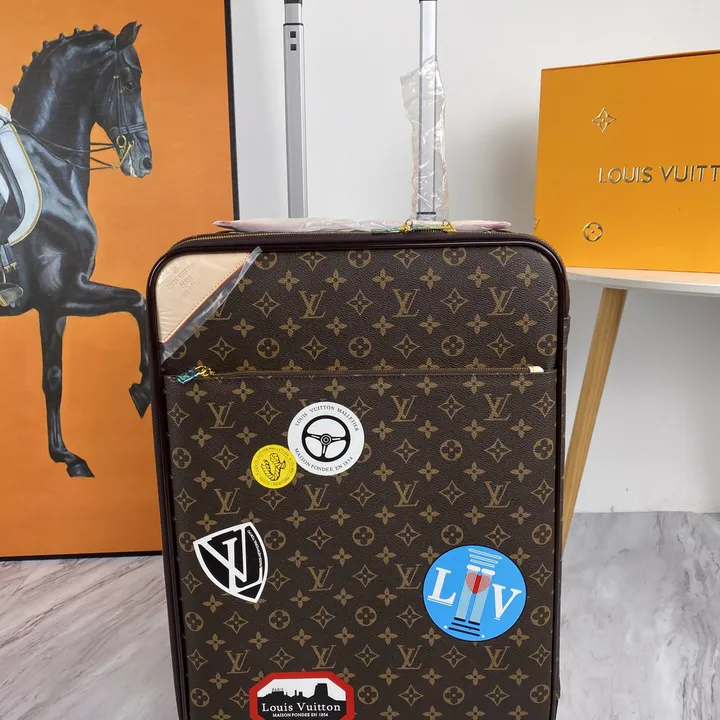 スーパーコピー ルイヴィトン スーツケース