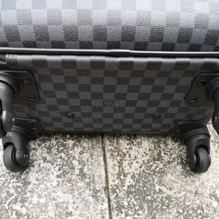 スーパーコピー ルイヴィトン スーツケース
