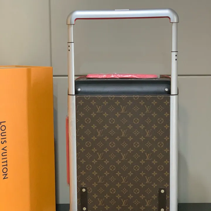 スーパーコピー ルイヴィトン スーツケース