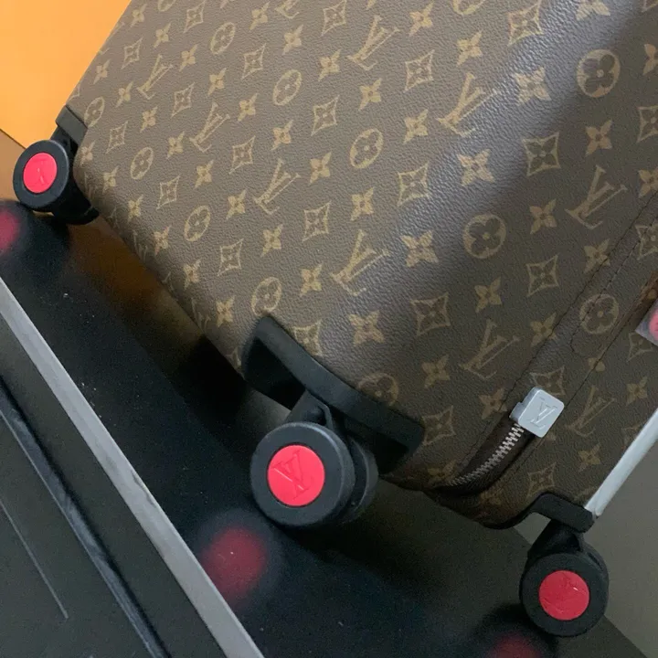 スーパーコピー ルイヴィトン スーツケース