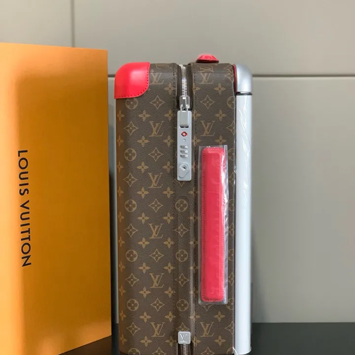 スーパーコピー ルイヴィトン スーツケース
