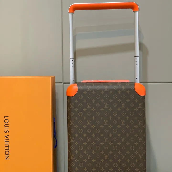 スーパーコピー ルイヴィトン スーツケース
