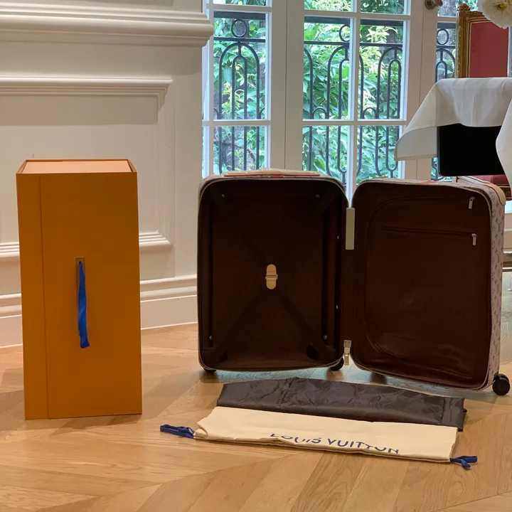 スーパーコピー ルイヴィトン スーツケース
