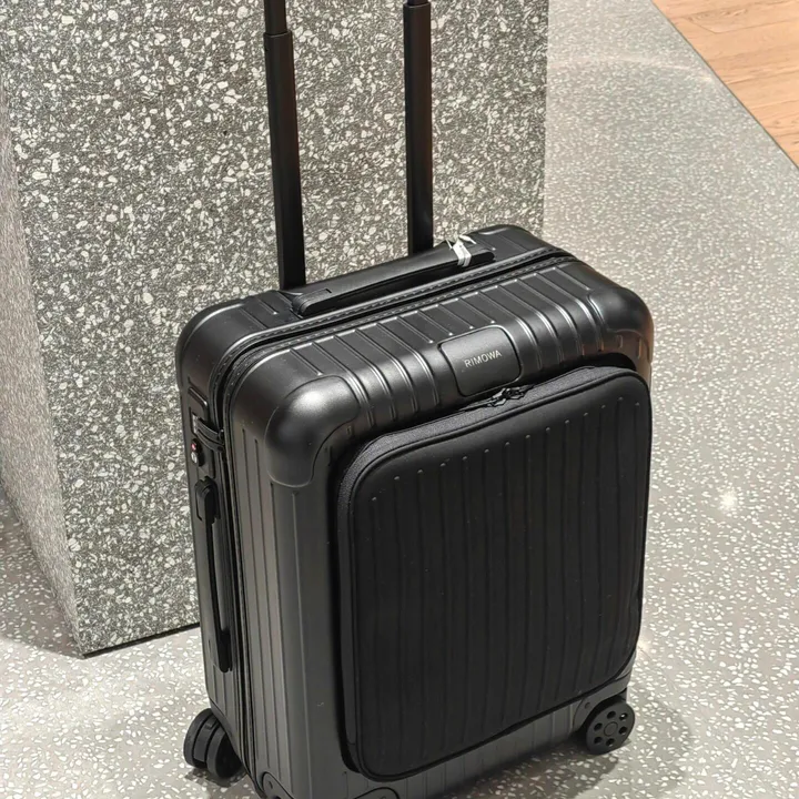 スーパーコピー リモワ スーツケース