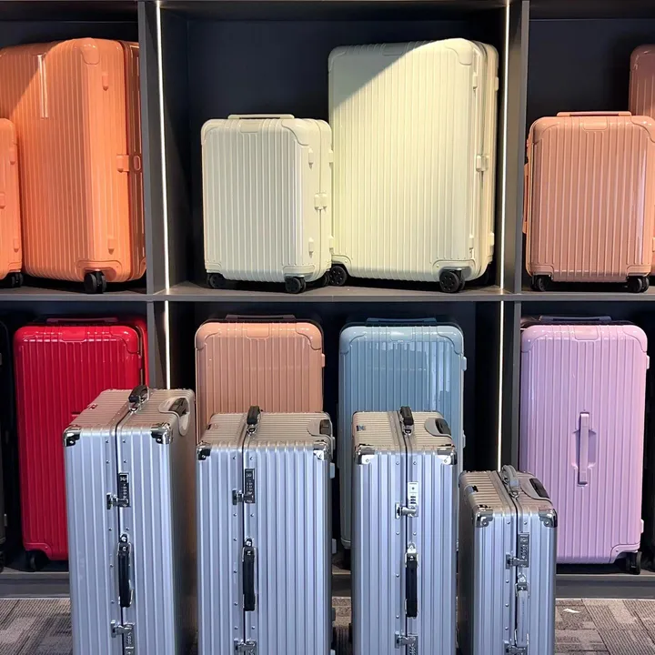 スーパーコピー リモワ スーツケース