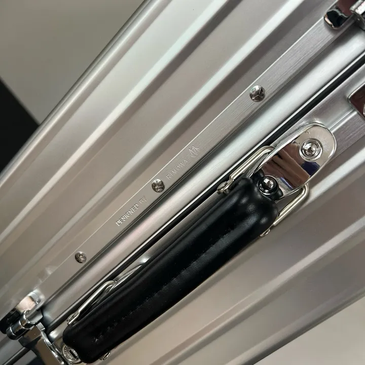 スーパーコピー リモワ スーツケース