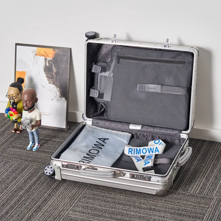 スーパーコピー リモワ スーツケース