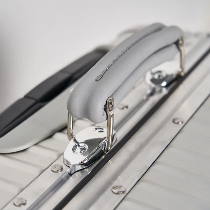 スーパーコピー リモワ スーツケース