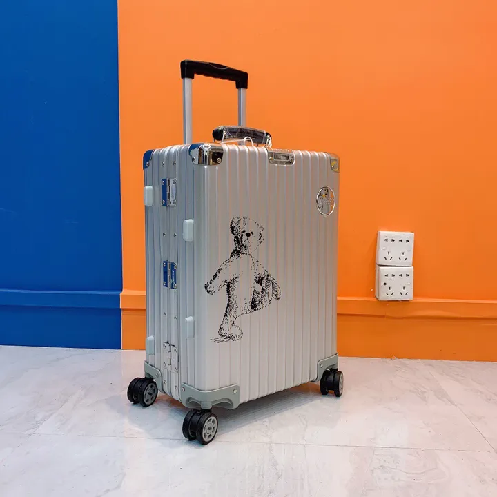 スーパーコピー リモワ スーツケース